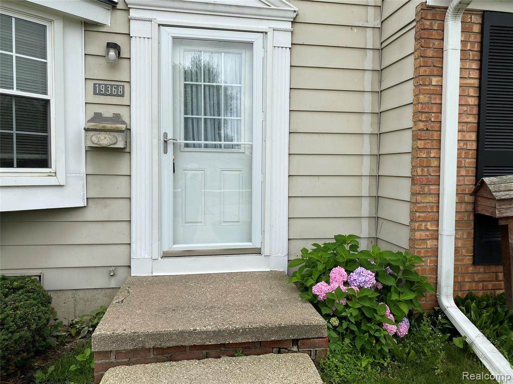 19368 Malvern Court - Photo 1
