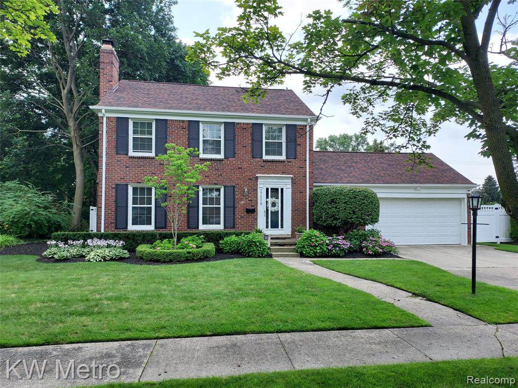 17519 Melrose Street - Photo 1