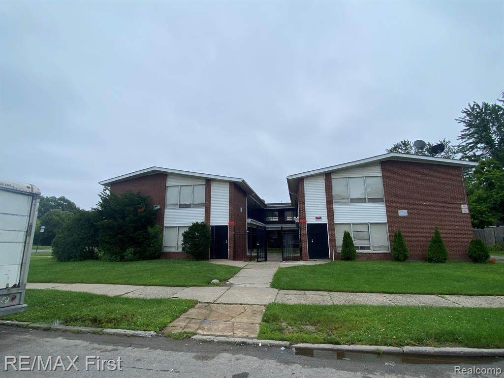 10400 Beaconsfield Street - Photo 1