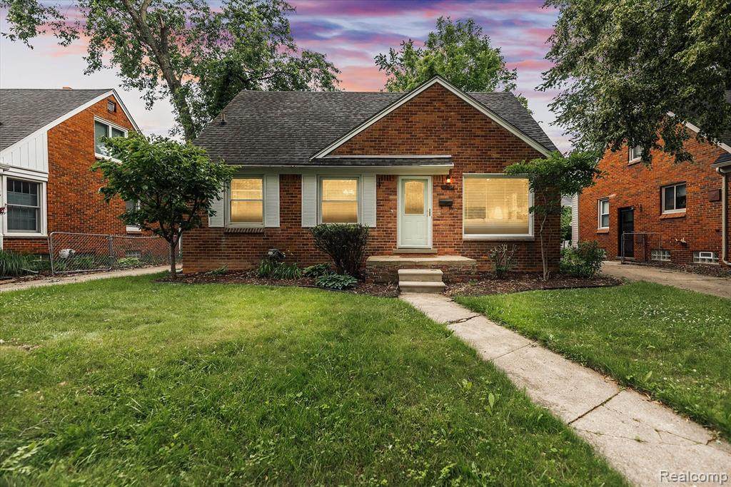 4619 Groveland Avenue - Photo 1
