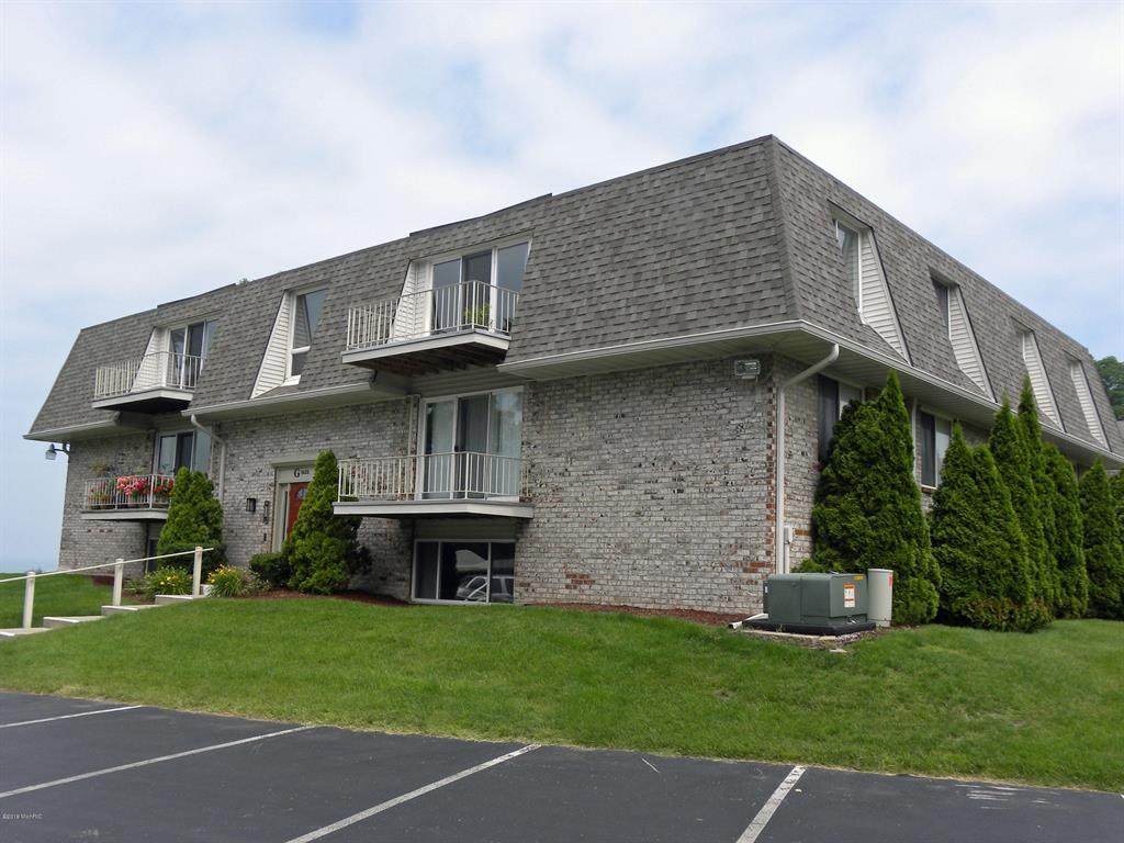 3622 Lakeshore Drive - Photo 1