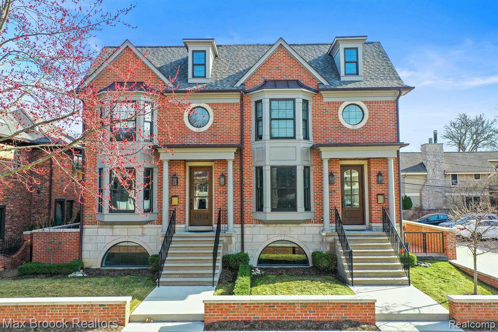 559 Brown Street - Photo 1