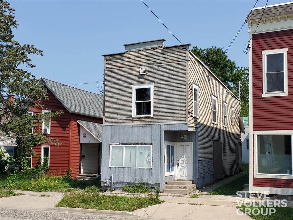451 Carrier Street - Photo 1