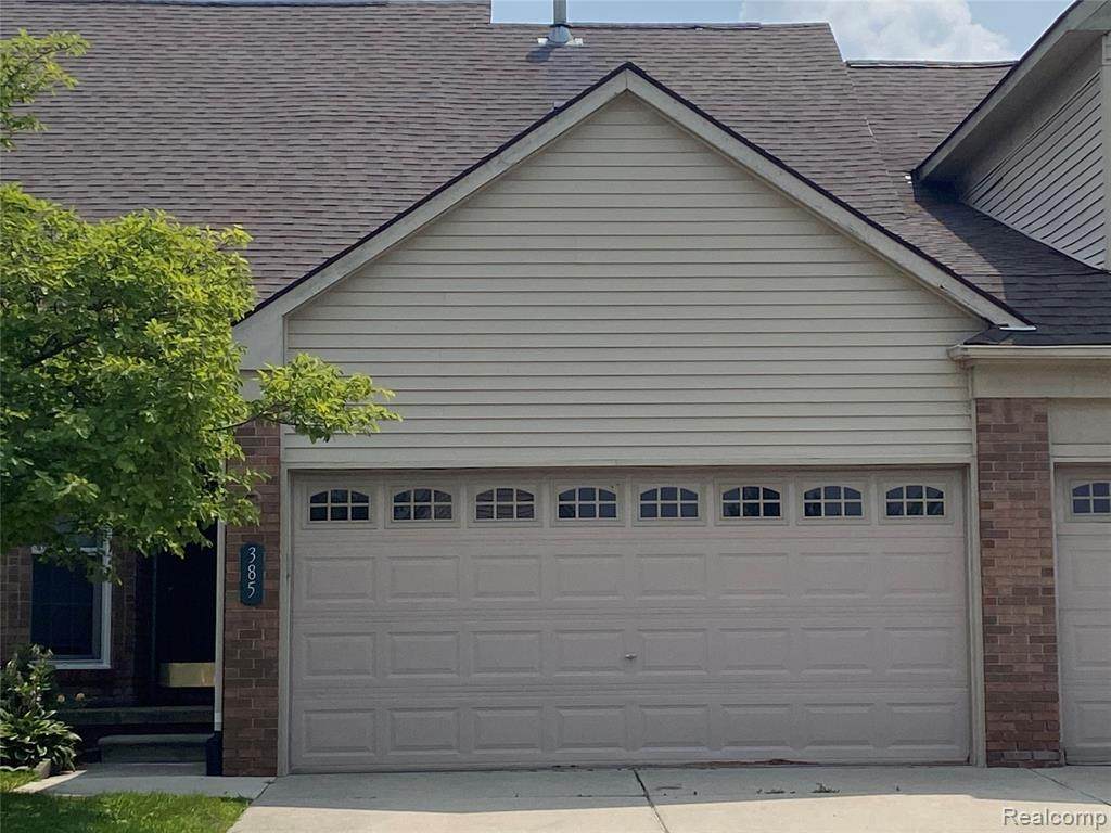 385 Daniel Avenue - Photo 1