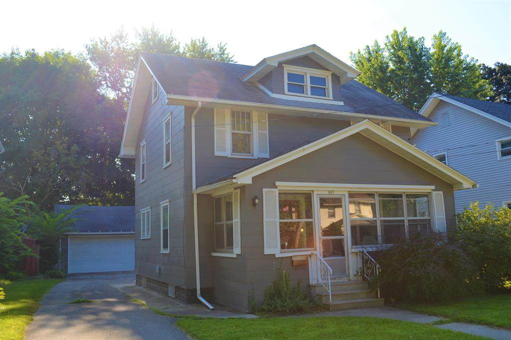 607 Grinnell Street - Photo 1