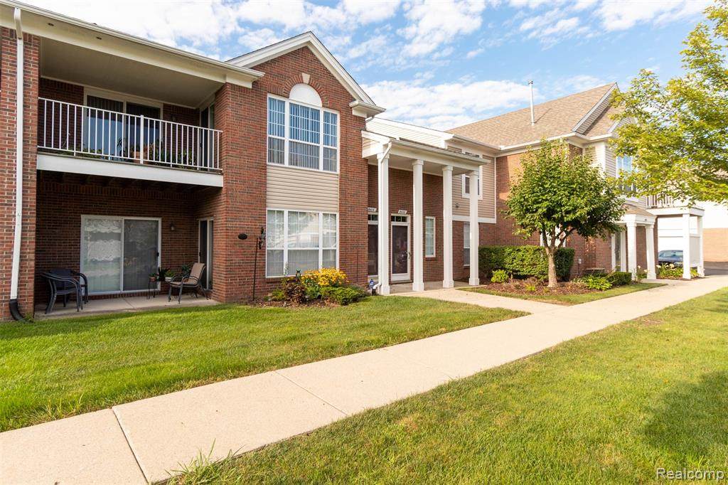 16420 Chatham Drive - Photo 1