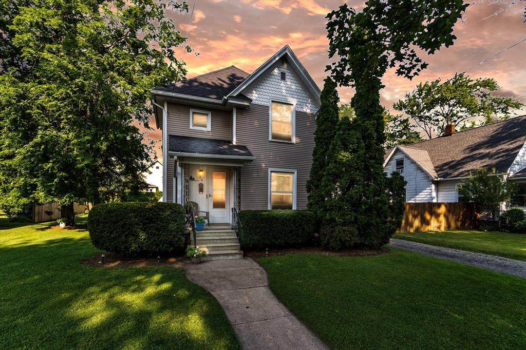 318 Hibbard Avenue - Photo 1