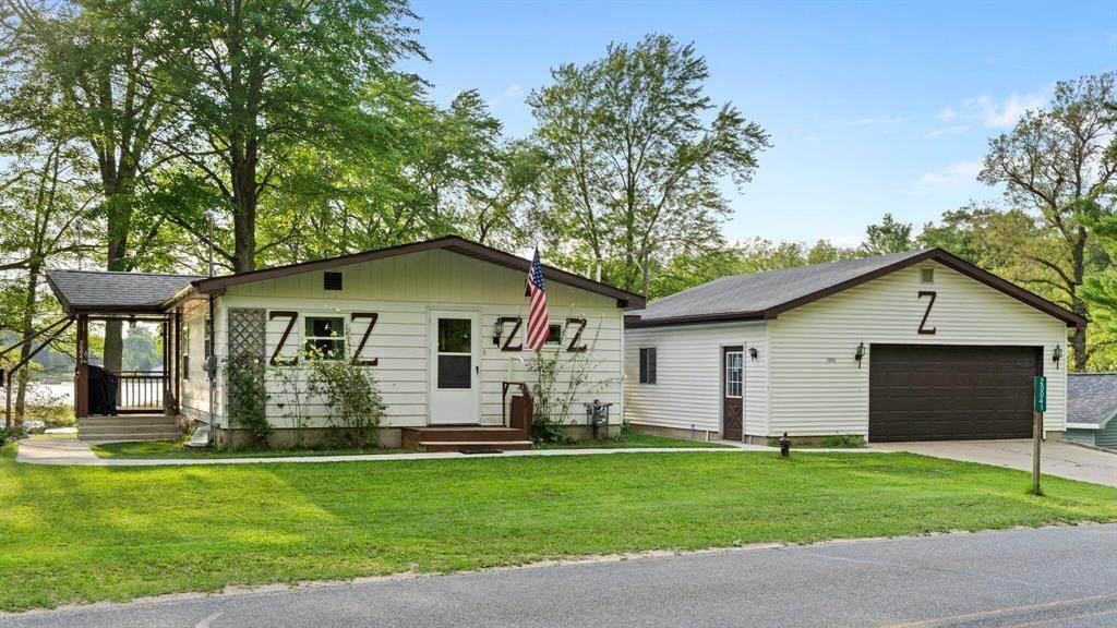20041 Chippewa Drive - Photo 1
