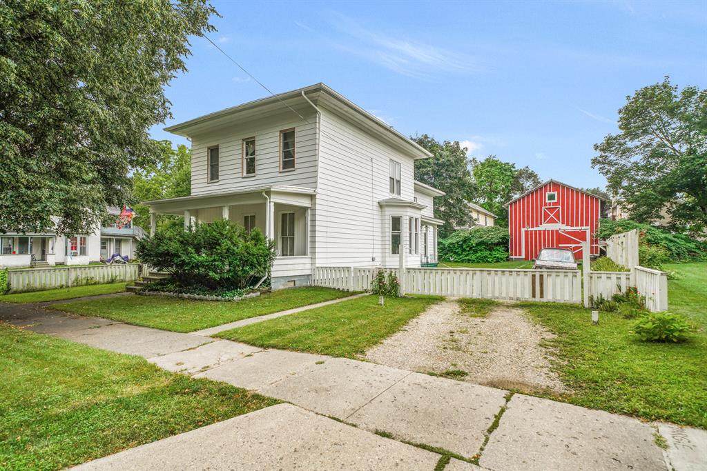 1006 Maple Avenue - Photo 1
