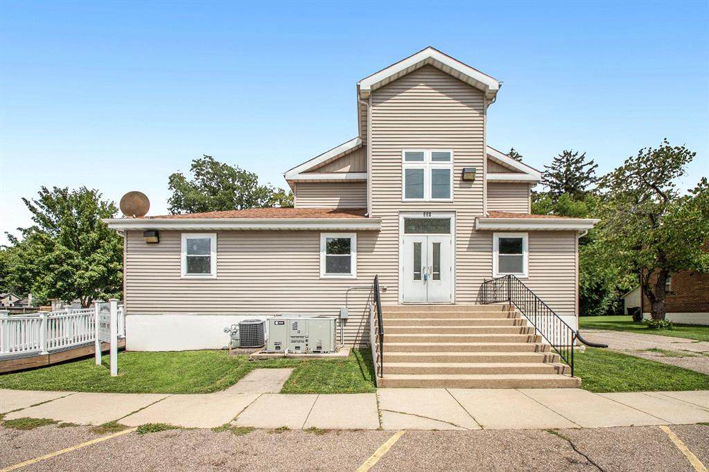 300 Mechanic Street - Photo 1