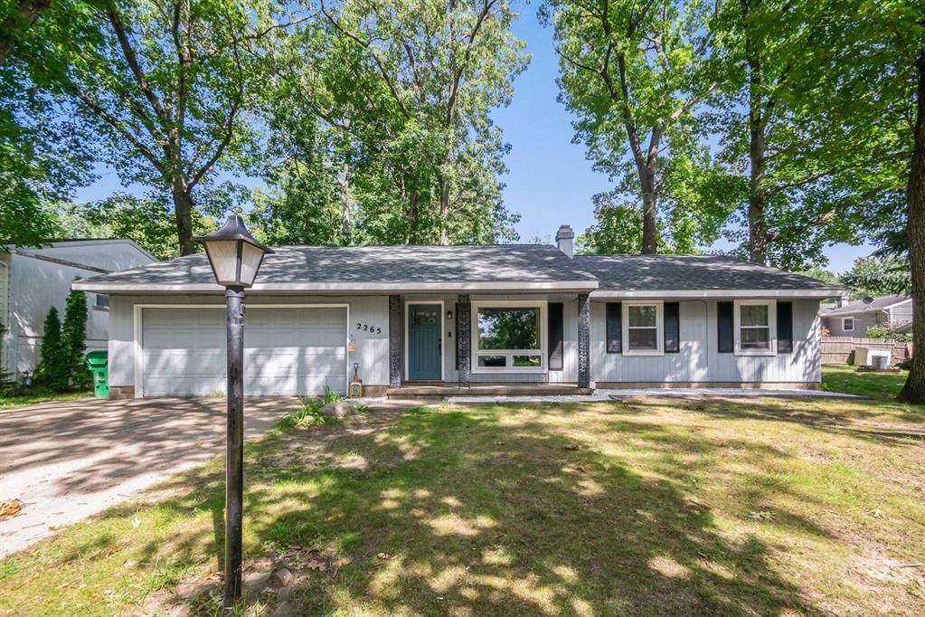2265 Fair Oaks Street - Photo 1