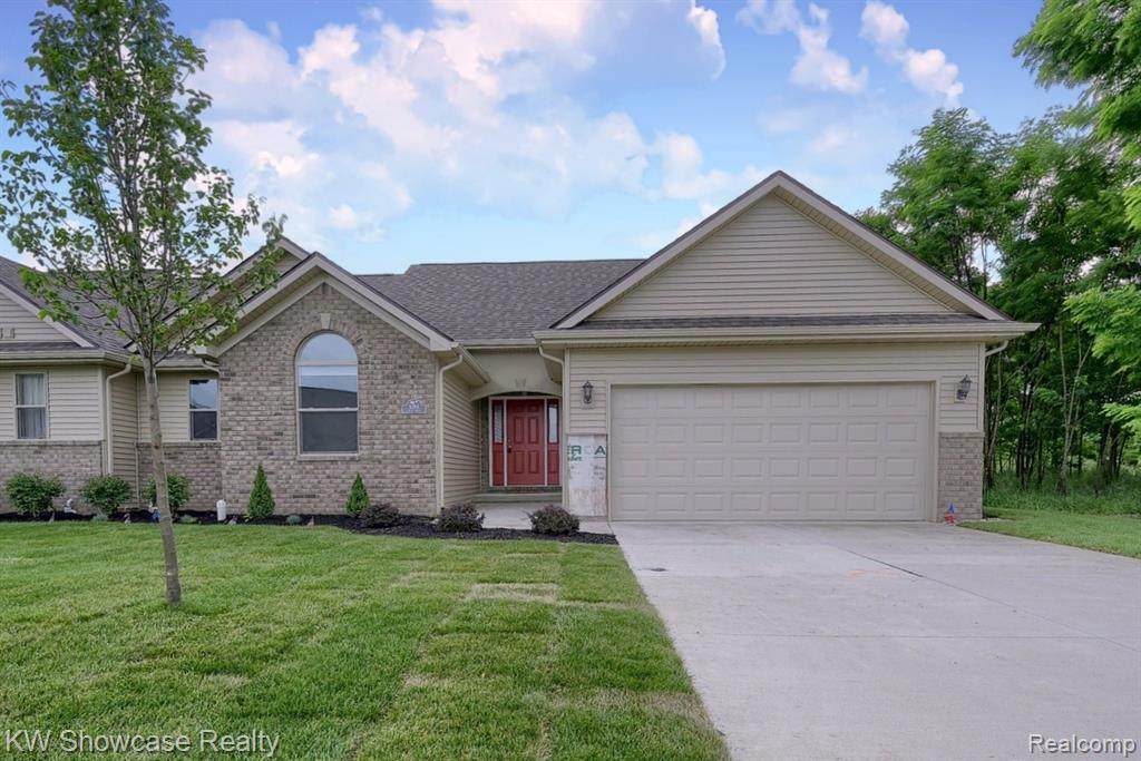 5394 Swan Drive - Photo 1