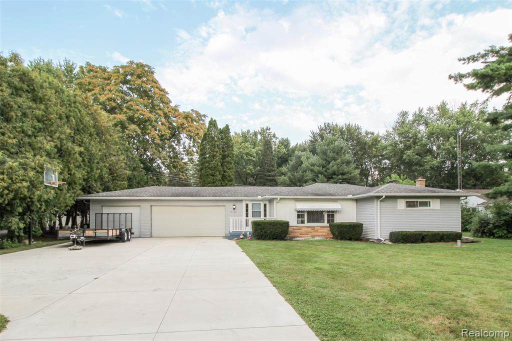 7194 Center Road - Photo 1