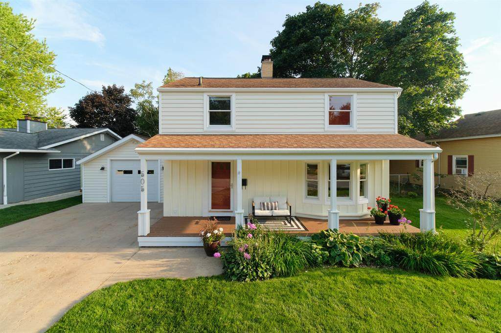 505 Seventh Street - Photo 1