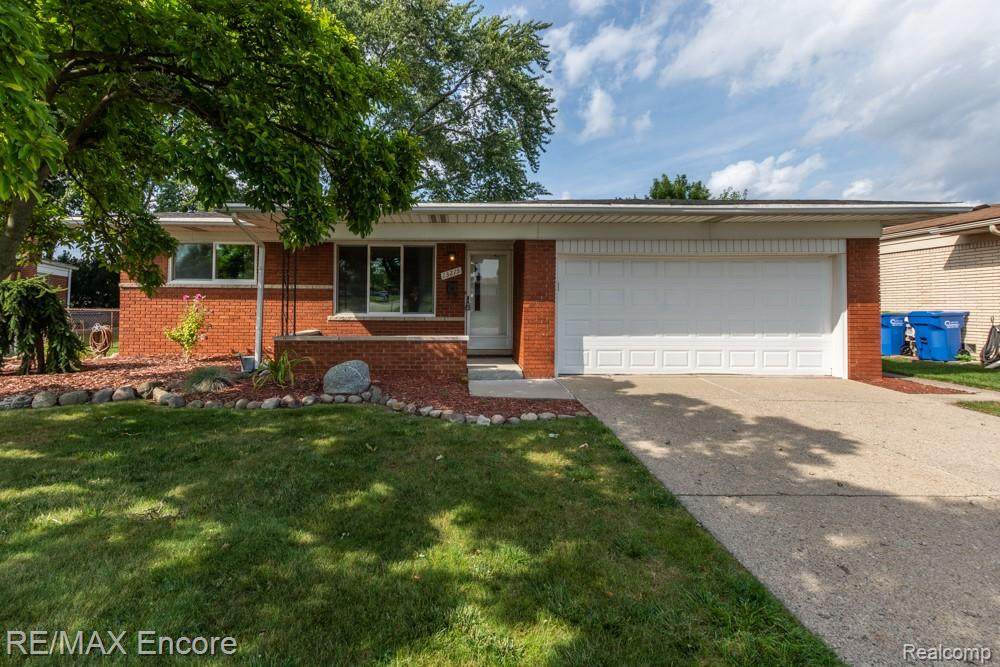 13215 Darryl Drive - Photo 1