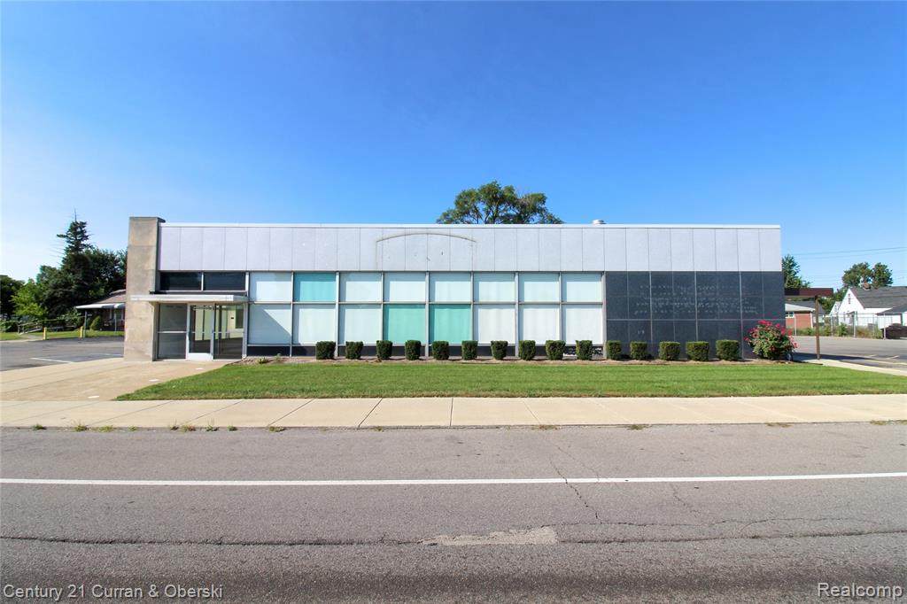 20333 Conant Street - Photo 1