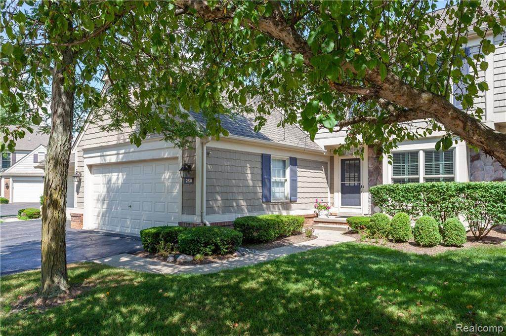 2531 Essex Lane - Photo 1