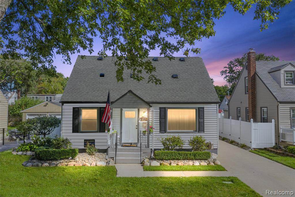 2392 Columbia Road - Photo 1