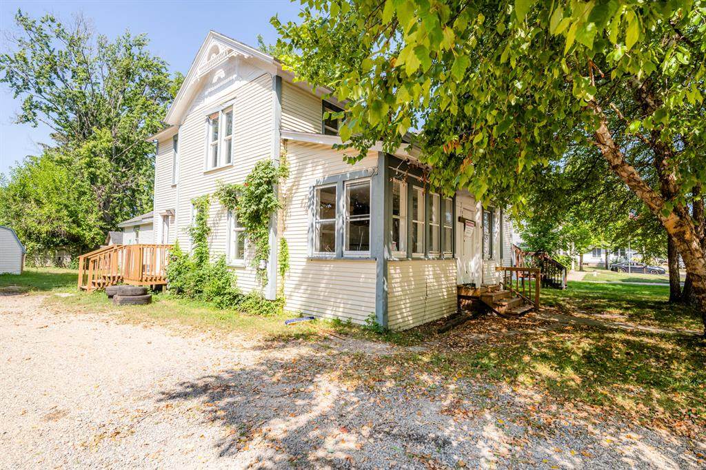 203 Cleveland Avenue - Photo 1