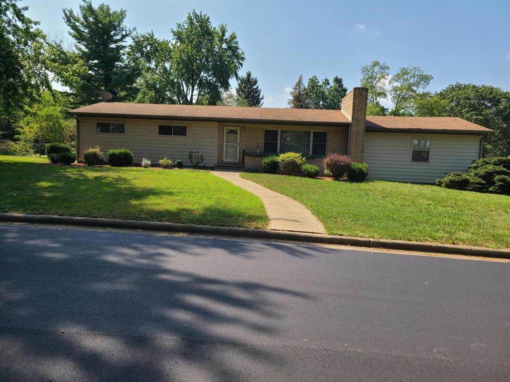 134 Hillcrest Dr - Photo 1