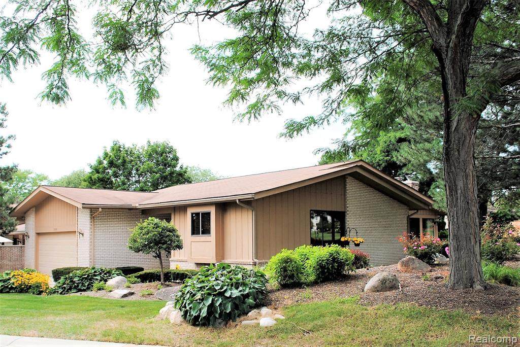 1720 Saint Johns Court - Photo 1