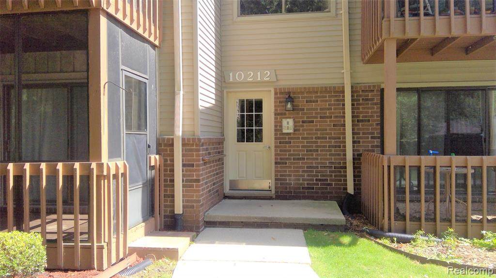 10212 Nancys Boulevard - Photo 1