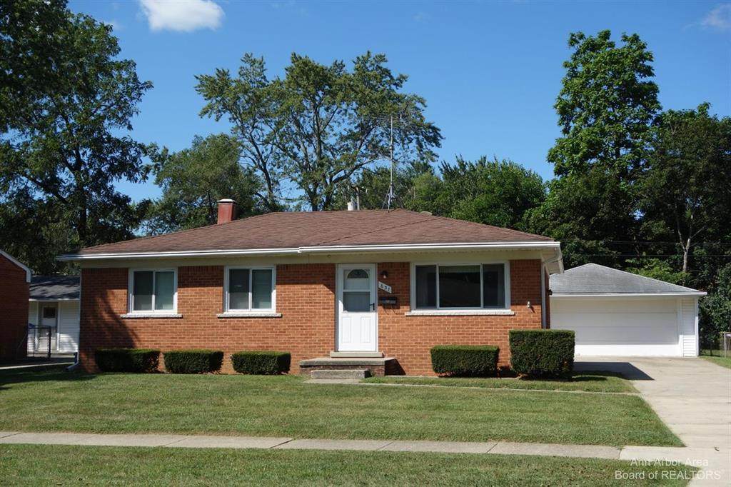 631 Lynne Avenue - Photo 1