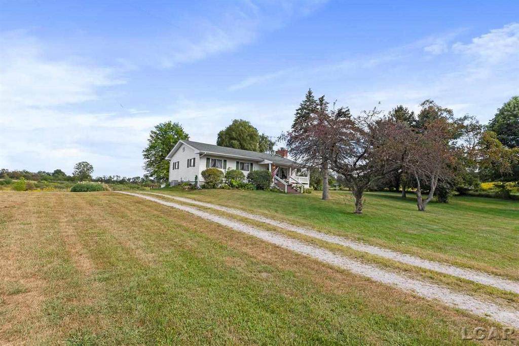 7651 Steamburg - Photo 1