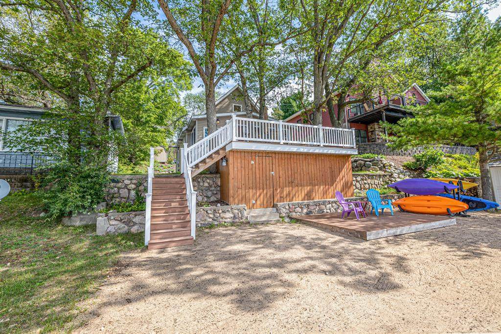 16095 Pretty Lake Drive - Photo 1