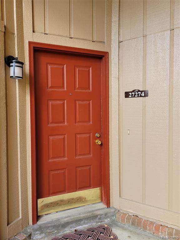 27274 Evergreen Road - Photo 1