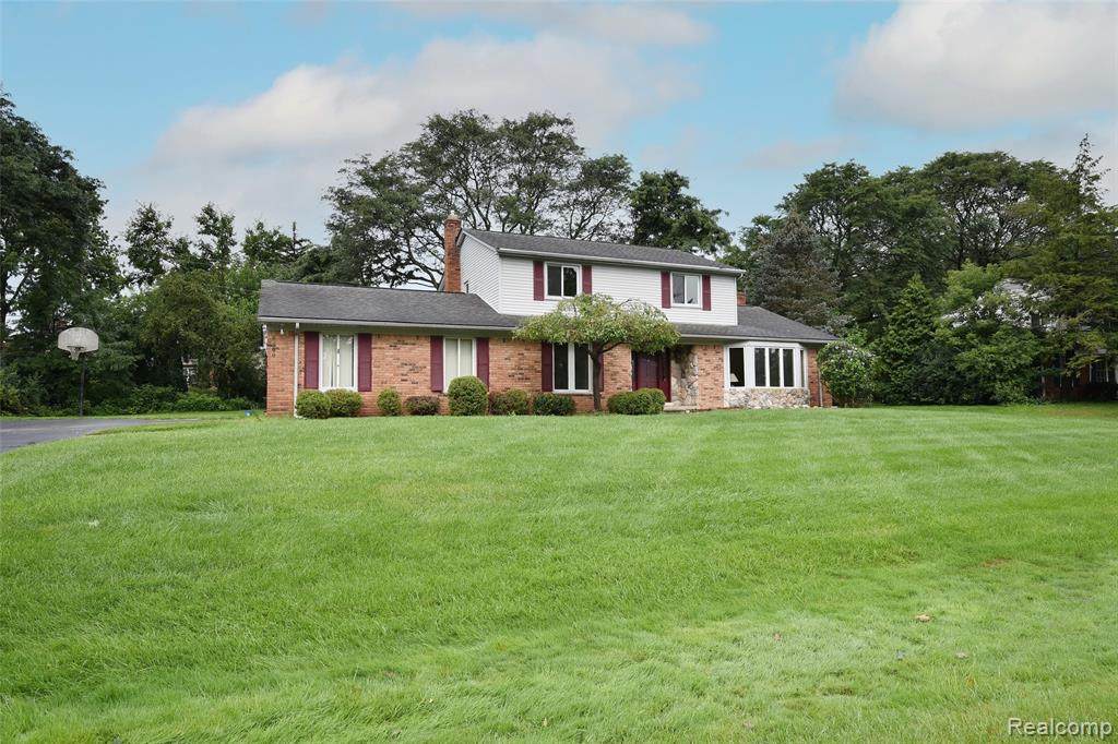 5860 Pentland Road - Photo 1