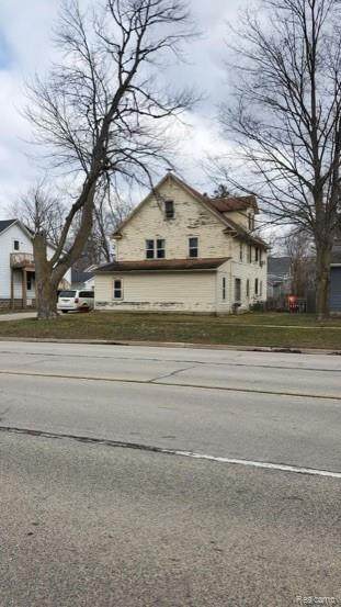 409 Grand River Avenue - Photo 1