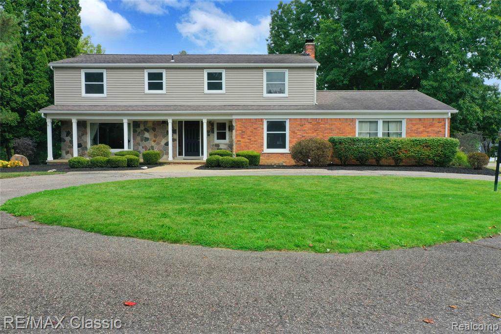 20120 Westview Drive - Photo 1