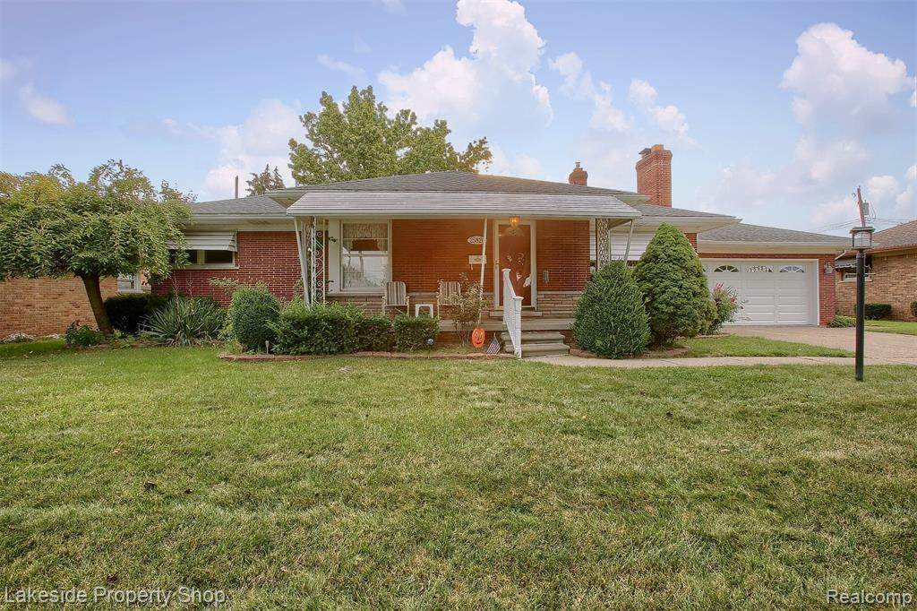 25820 Madison Court - Photo 1