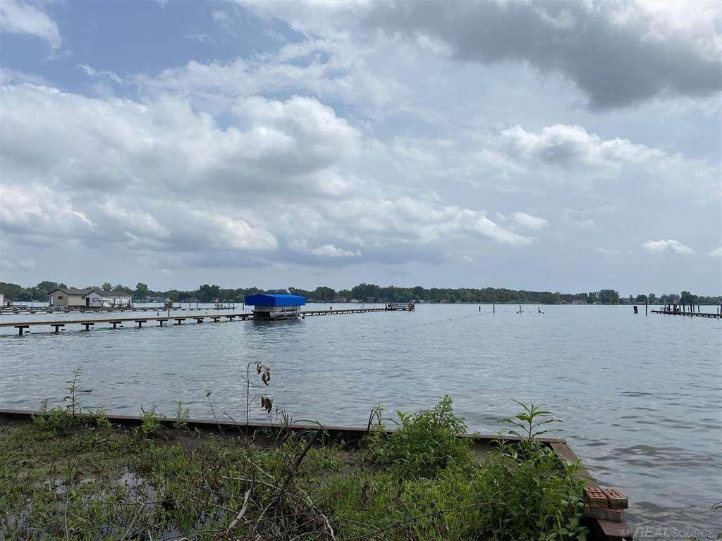 5071 Pointe Tremble - Photo 1