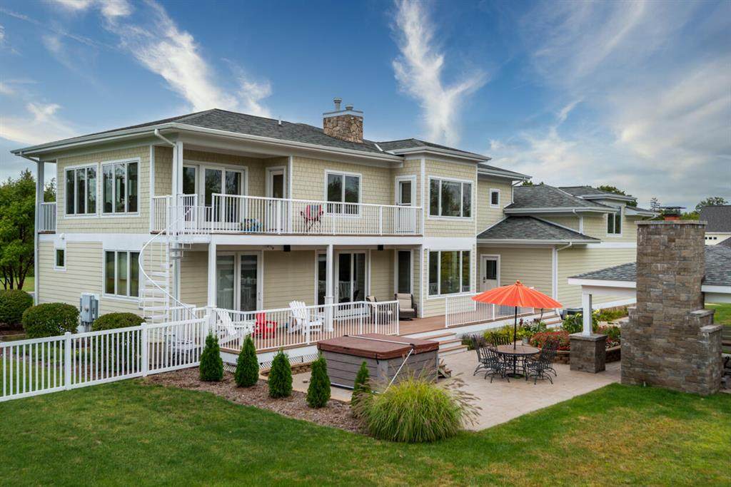 7258 Beverly Drive - Photo 1