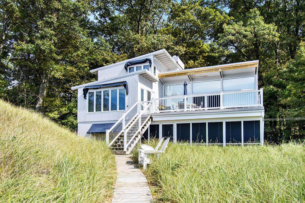 11363 Lakeshore Drive - Photo 1