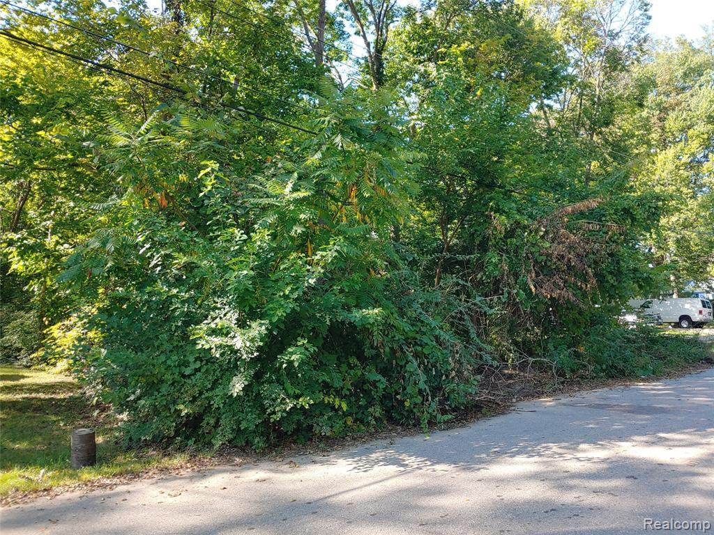 1558 Outer Lane Drive - Photo 1