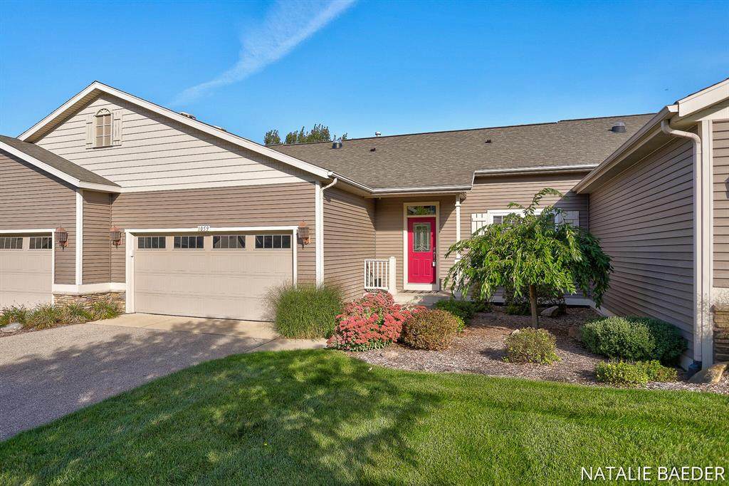 1059 Aberdeen Way - Photo 1