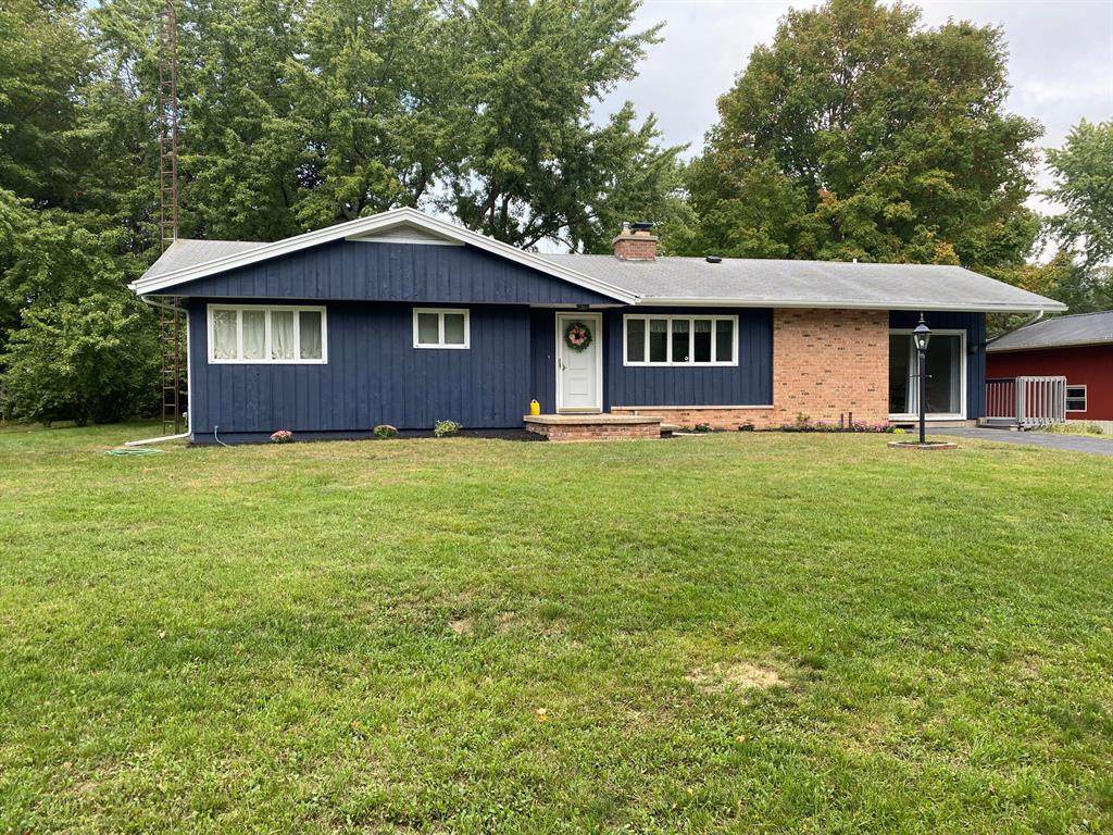 1635 Maple Lane - Photo 1
