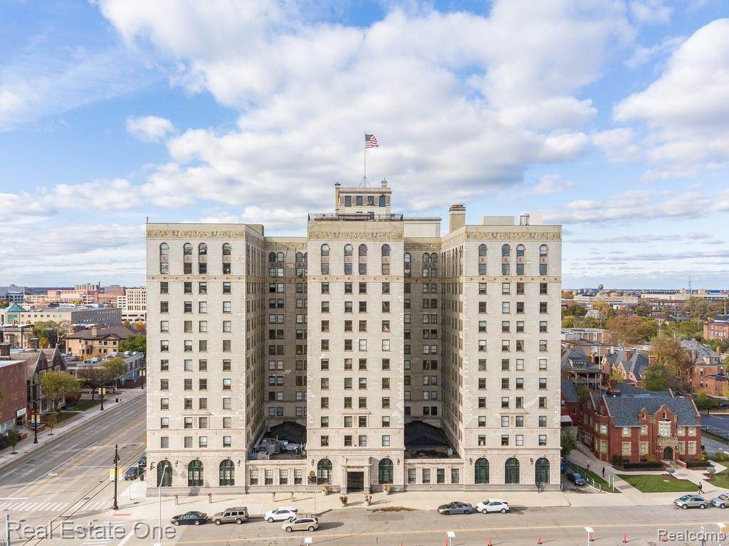 15 Kirby #220 Street - Photo 1