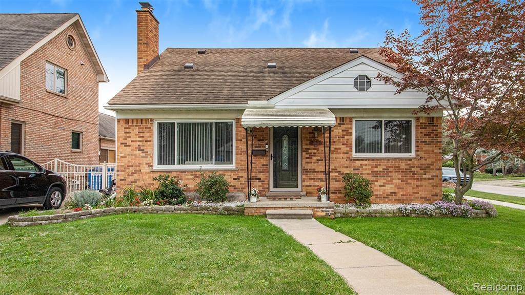 16861 Outer Drive - Photo 1