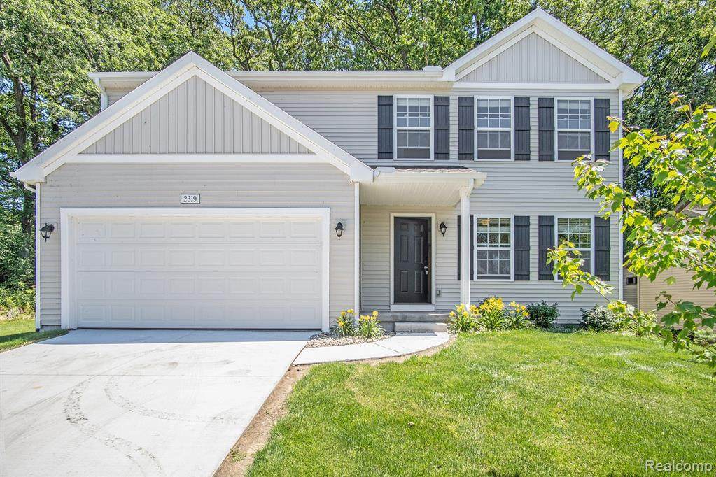 2832 Sycamore River Drive - Photo 1