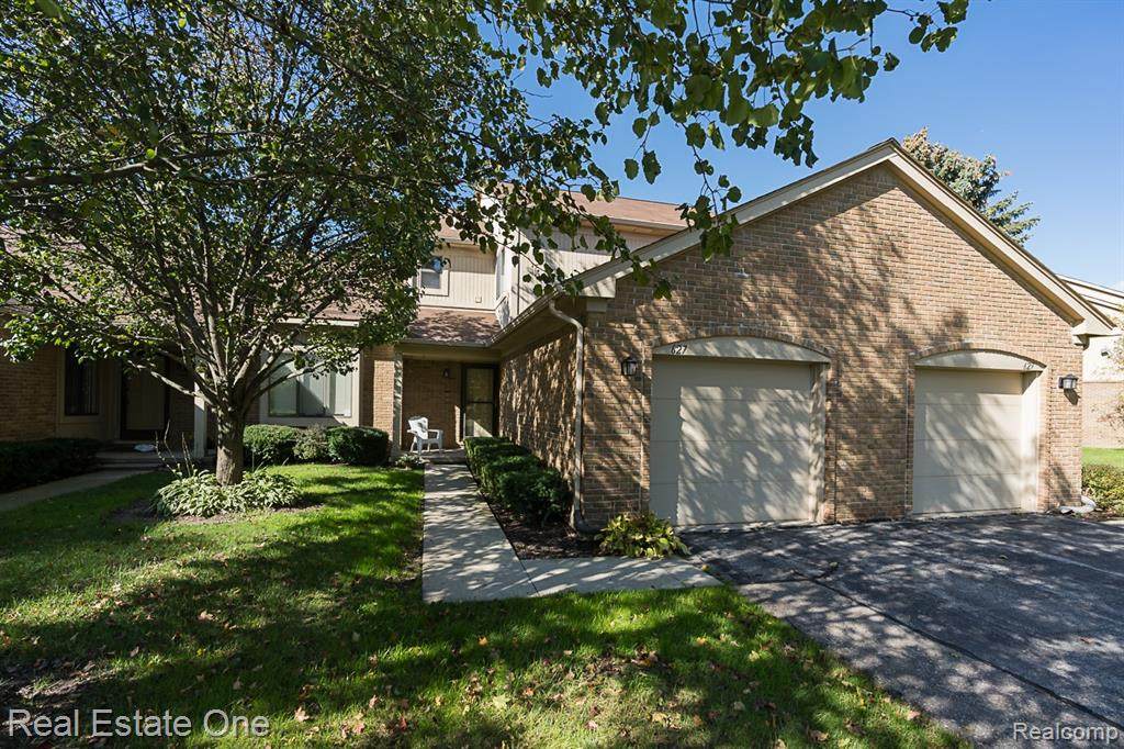627 Tennyson - Photo 1