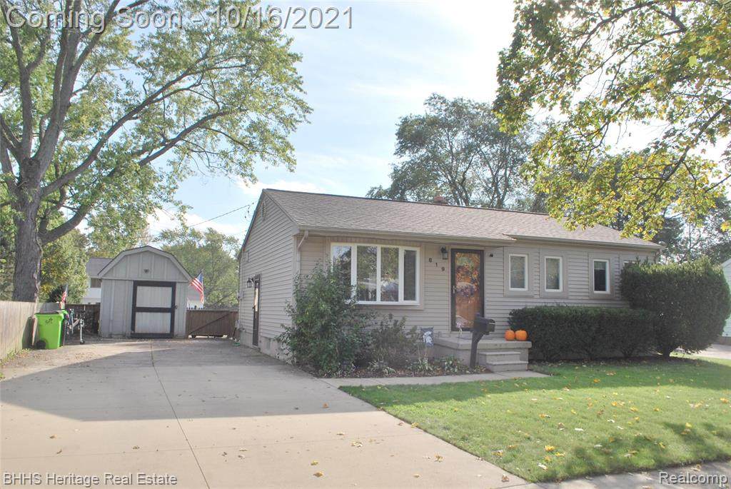 819 Southwood Drive - Photo 1
