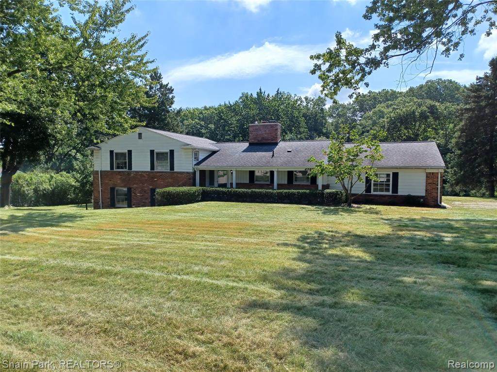 4265 Pine Tree Trail - Photo 1