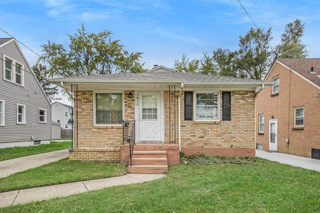1415 Leonard Street - Photo 1