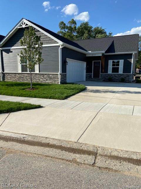 910 Clinton Street - Photo 1
