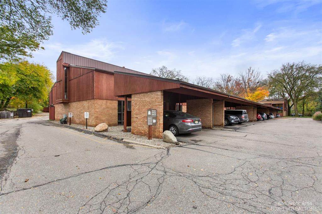 2407 Packard Street - Photo 1