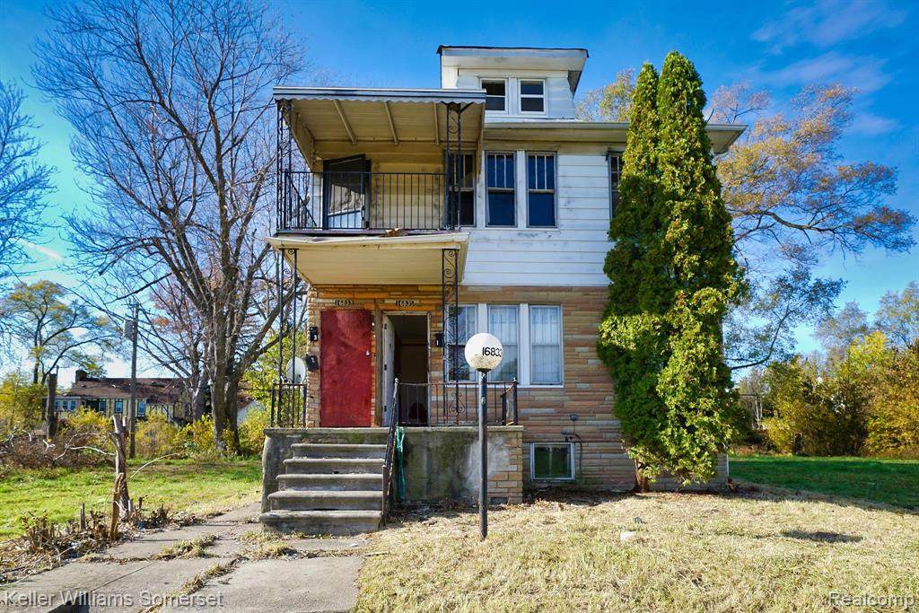 16835 Log Cabin Street - Photo 1